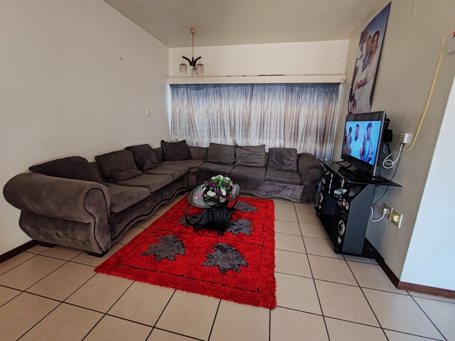 2 Bedroom Property for Sale in Potchefstroom North West